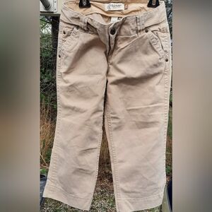 Old Navy Beige Cropped Capri Pants.